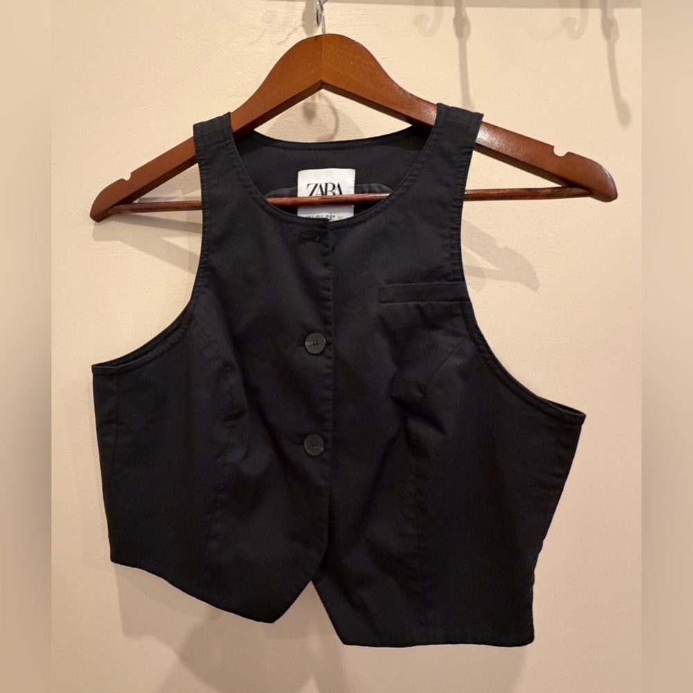 Zara Black Button-Up Crop Top